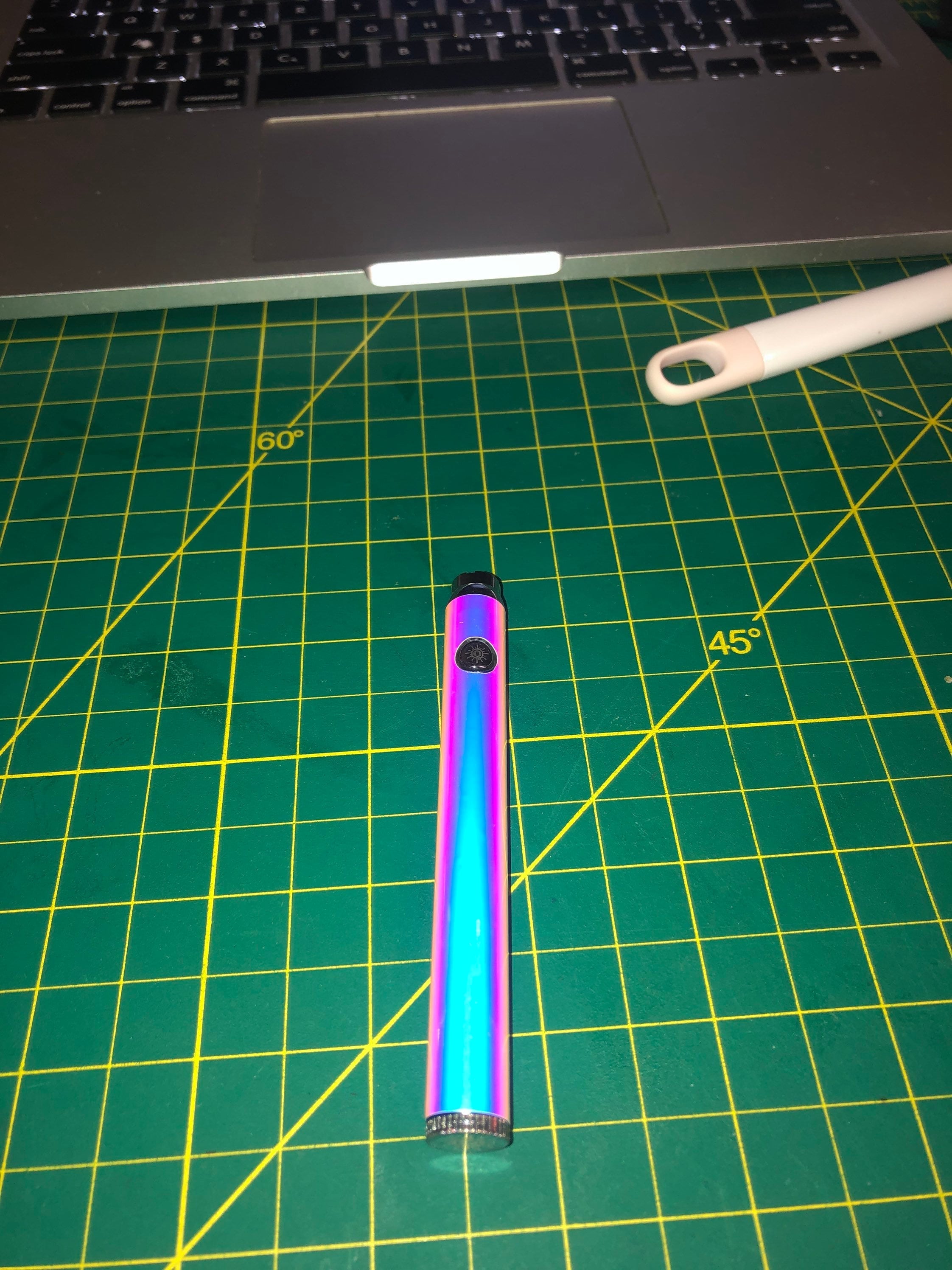 OOZE 1100 TWIST CUSTOM SKIN |NO BATTERY INCLUDED| [SKIN] - modifiedsix